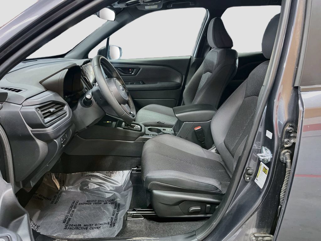 Used 2025 Subaru Forester Premium AWD/4WD image 20