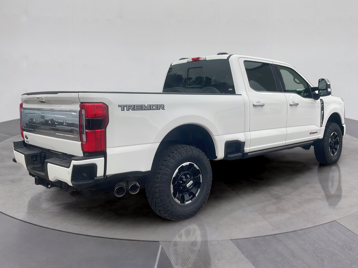 Used 2026 Ford F350 Platinum w/ Platinum Plus Package AWD/4WD image 5