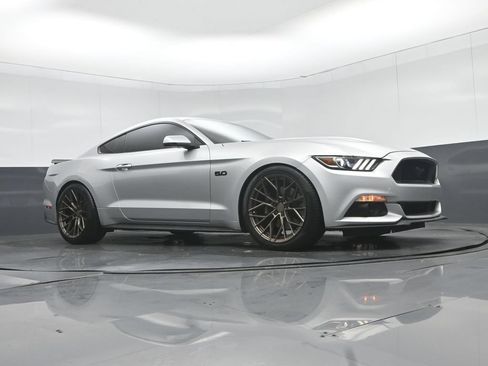 Used 2016 Ford Mustang GT Premium w/ Equipment Group 401A RWD image 51