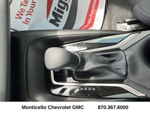 Used 2025 Toyota Corolla LE FWD image 19