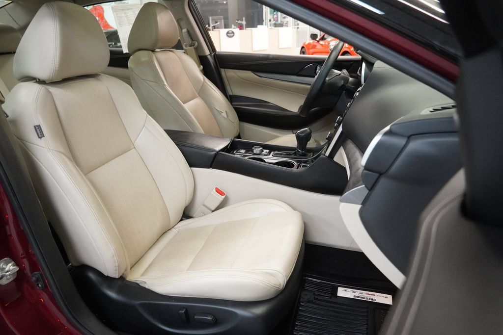 Used 2018 Nissan Maxima 3.5 SL FWD image 34