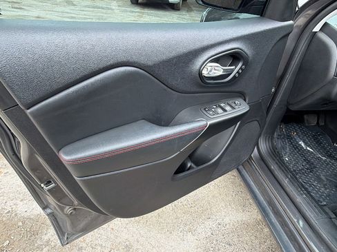 Used 2022 Jeep Cherokee Trailhawk w/ Sound & Nav Group image 14