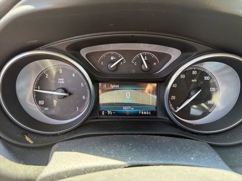 Used 2019 Buick Envision Essence AWD/4WD image 11