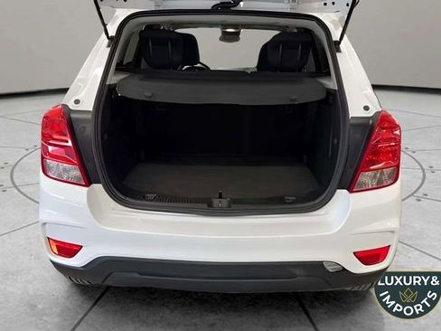 Used 2017 Chevrolet Trax LS w/ Fleet Convenience Package image 26