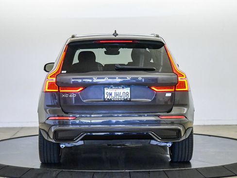 Certified 2024 Volvo XC60 T8 Ultimate w/ Protection Package Premier AWD/4WD image 3