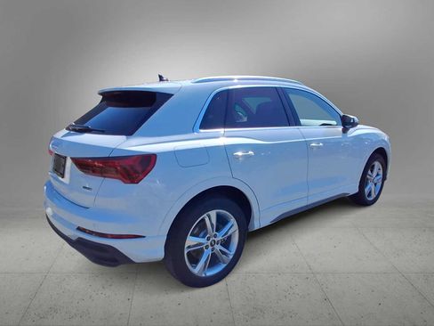 Used 2024 Audi Q3 2.0T Premium w/ Convenience Package AWD/4WD image 8