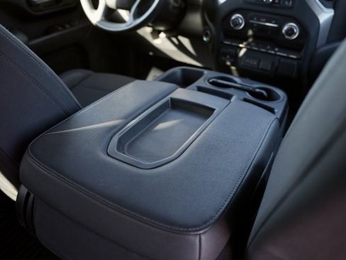 Used 2024 Chevrolet Silverado 2500 Custom w/ Custom Convenience Package image 26