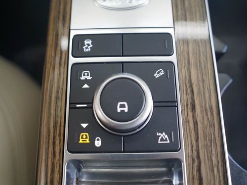Used 2020 Land Rover Range Rover HSE AWD/4WD image 22