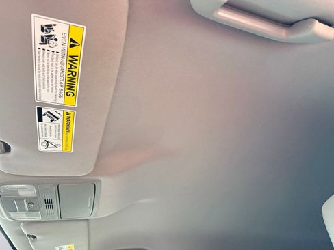 Used 2019 Honda CR-V LX image 19