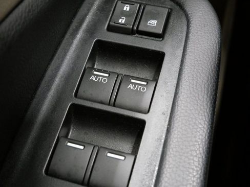 Used 2022 Honda Pilot Touring image 14