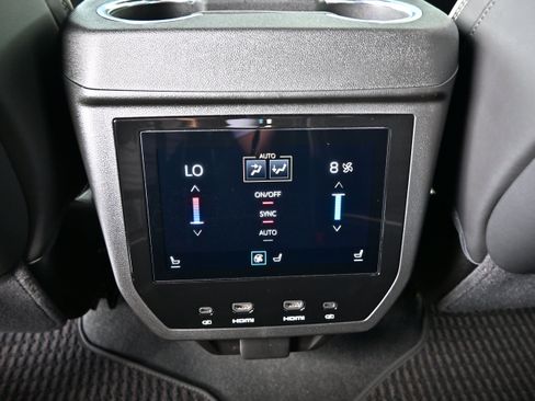 Used 2026 GMC Yukon Denali Ultimate AWD/4WD image 21