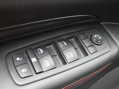 Used 2025 Dodge Durango R/T AWD/4WD image 17