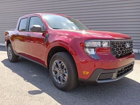 New 2026 Ford Maverick XLT FWD image 1