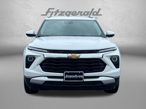 Used 2025 Chevrolet TrailBlazer LT AWD/4WD image 6