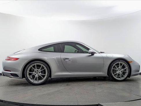Used 2018 Porsche 911 Carrera RWD image 9