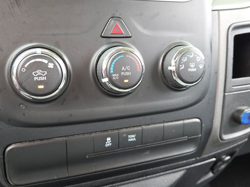 Used 2013 RAM 1500 Tradesman w/ PWR & Remote Entry Group image 23