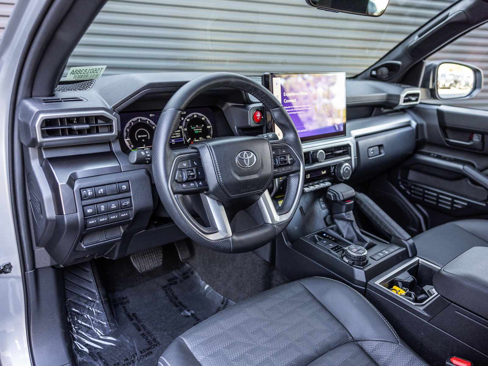 Used 2025 Toyota 4Runner TRD Off-Road Premium AWD/4WD image 4