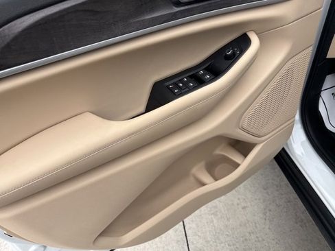 New 2025 Jeep Grand Cherokee Limited image 19