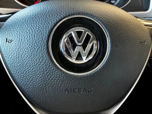 Used 2020 Volkswagen Atlas SE w/ Panoramic Sunroof Package FWD image 15