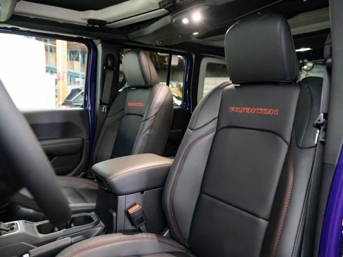 New 2026 Jeep Wrangler Unlimited Rubicon AWD/4WD image 24