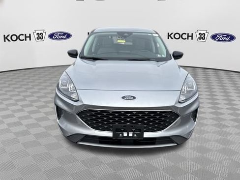 Used 2022 Ford Escape SE w/ Cold Weather Package image 2