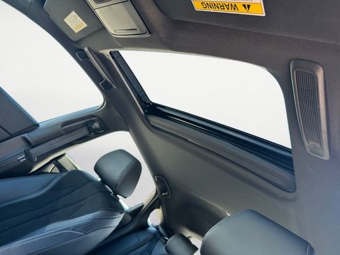 Used 2023 Acura Integra A-Spec image 2