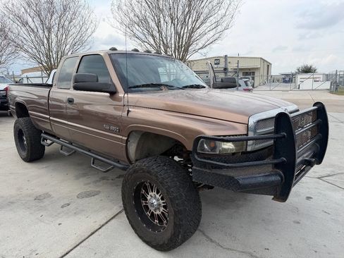 Used 2001 Dodge Ram 2500 Truck 4x4 Quad Cab image 5