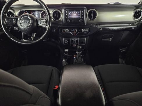 Used 2019 Jeep Wrangler Unlimited Sport S AWD/4WD image 7