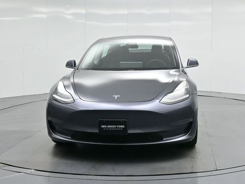 Used 2019 Tesla Model 3 Standard Range Plus image 52
