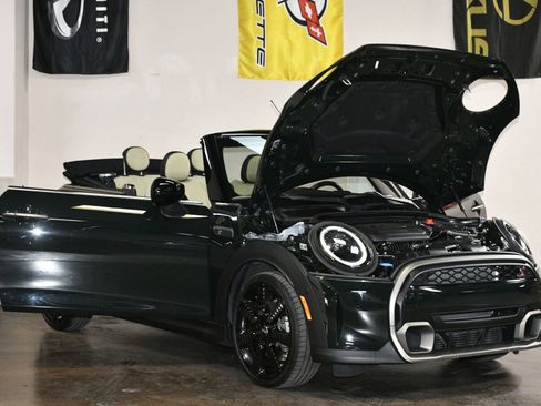 Used 2023 MINI Cooper S w/ MINI Resolute Edition image 89