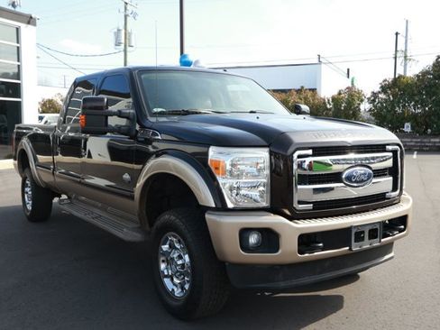 Used 2013 Ford F250 King Ranch image 3