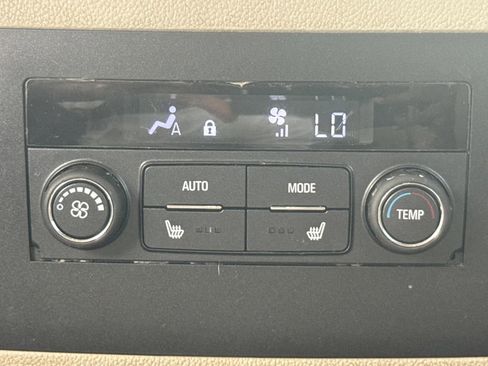 Used 2017 GMC Yukon XL Denali w/ Enhanced Security Package AWD/4WD image 22