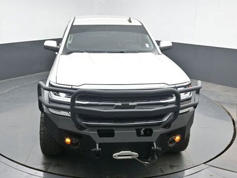 Used 2018 Chevrolet Silverado 1500 LT w/ All Star Edition AWD/4WD image 32