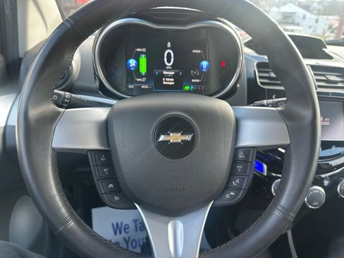 Used 2015 Chevrolet Spark LT image 18