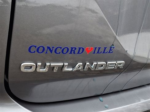 Used 2022 Mitsubishi Outlander SEL image 32