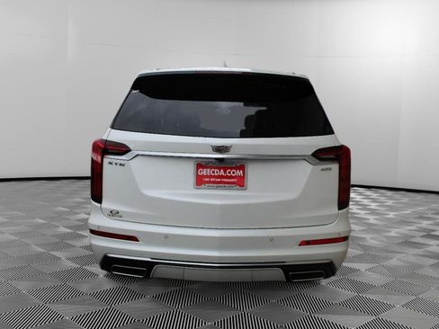 Used 2020 Cadillac XT6 Premium Luxury FWD image 5