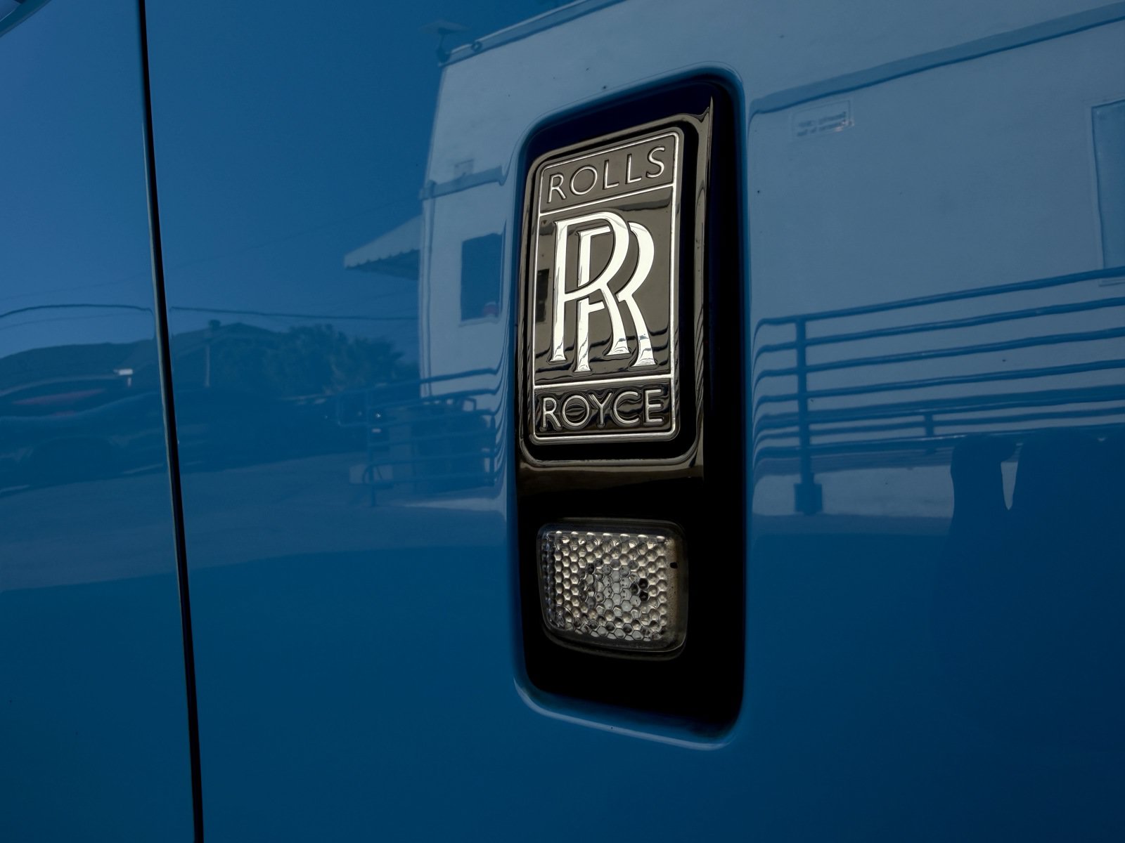 Used 2018 Rolls-Royce Wraith RWD image 21