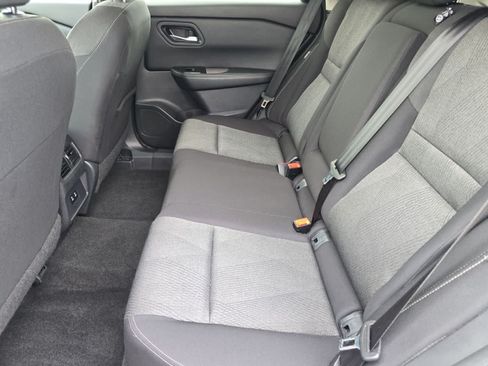 Used 2024 Nissan Rogue SV AWD/4WD image 14