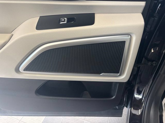 Used 2021 Kia Telluride S AWD/4WD image 21
