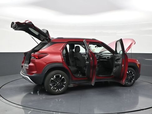 Used 2021 Chevrolet TrailBlazer LT w/ Convenience Package FWD image 27