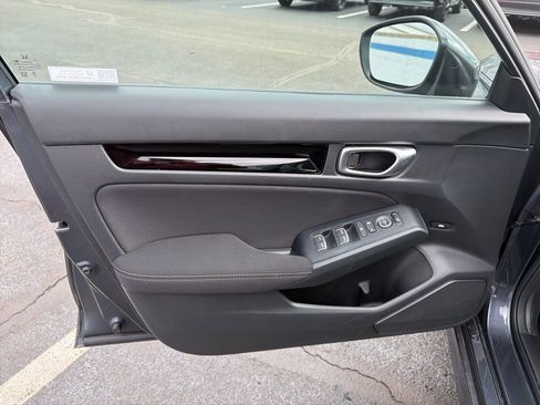 Used 2023 Honda Civic EX image 19