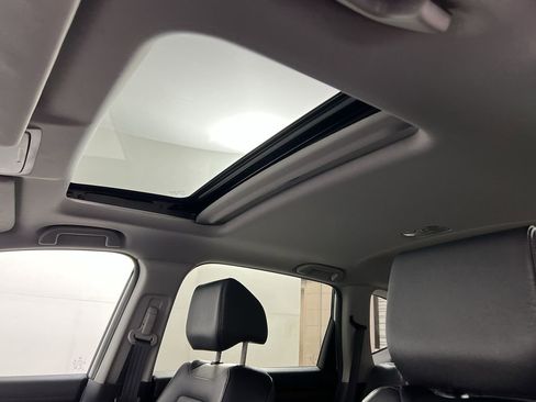 Used 2017 Honda CR-V EX-L image 14