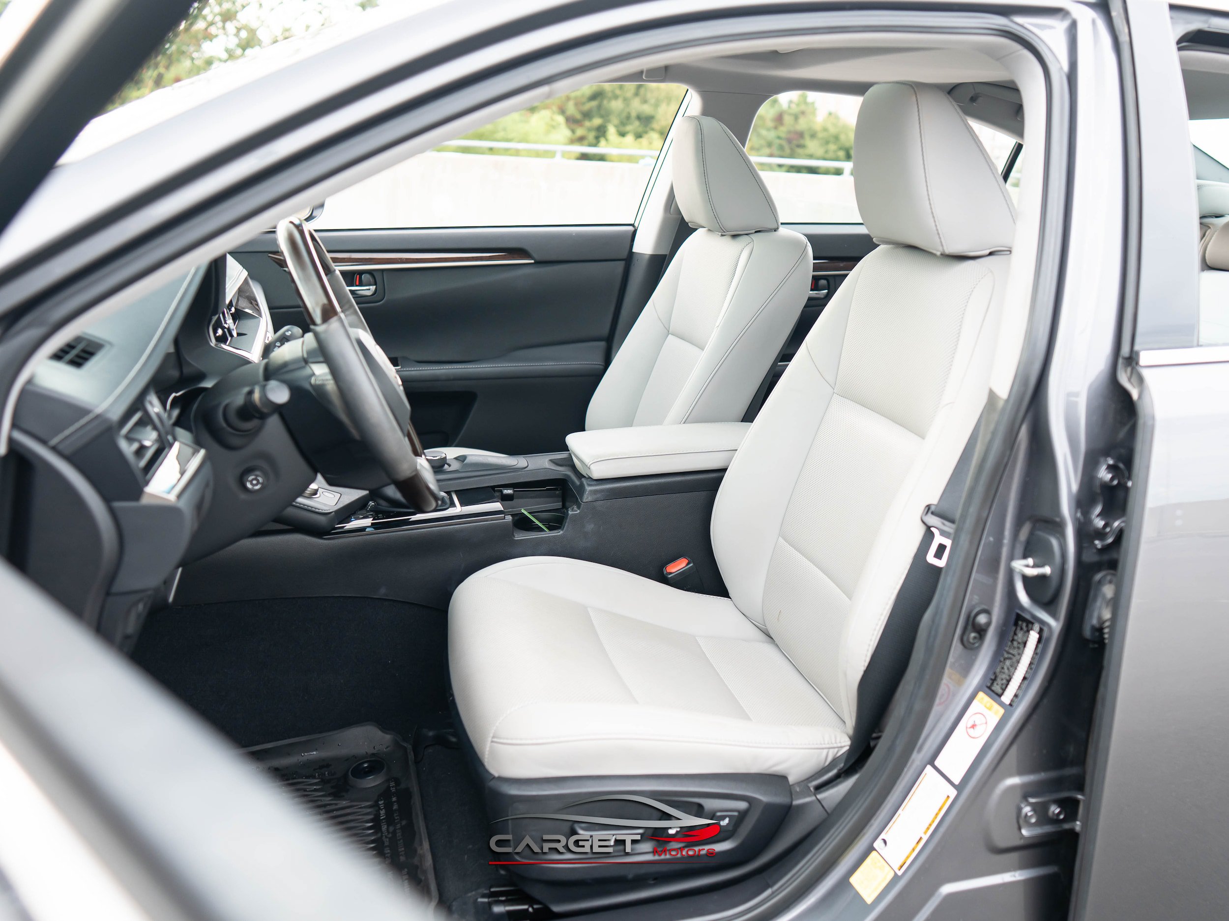 Used 2018 Lexus ES 350 w/ Premier Package FWD image 16