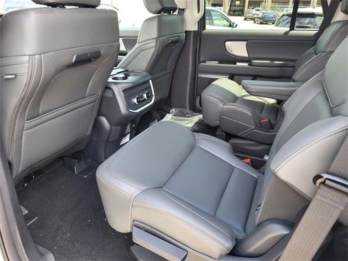 New 2025 Ford Expedition Active image 6