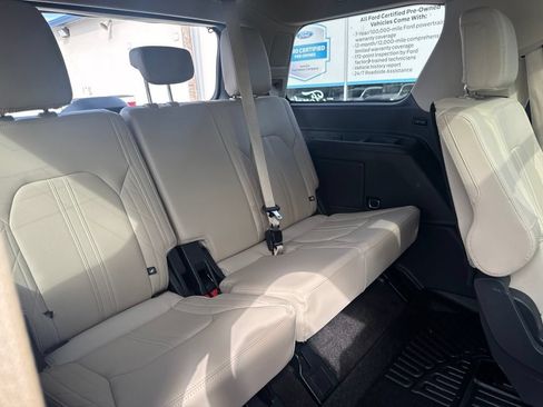 Used 2023 Ford Expedition Platinum AWD/4WD image 46