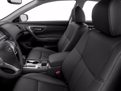Used 2017 Nissan Altima 2.5 SL w/ Technology Package FWD image 12
