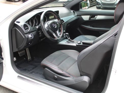 Used 2015 Mercedes-Benz C 250 Coupe w/ Sport Package image 16