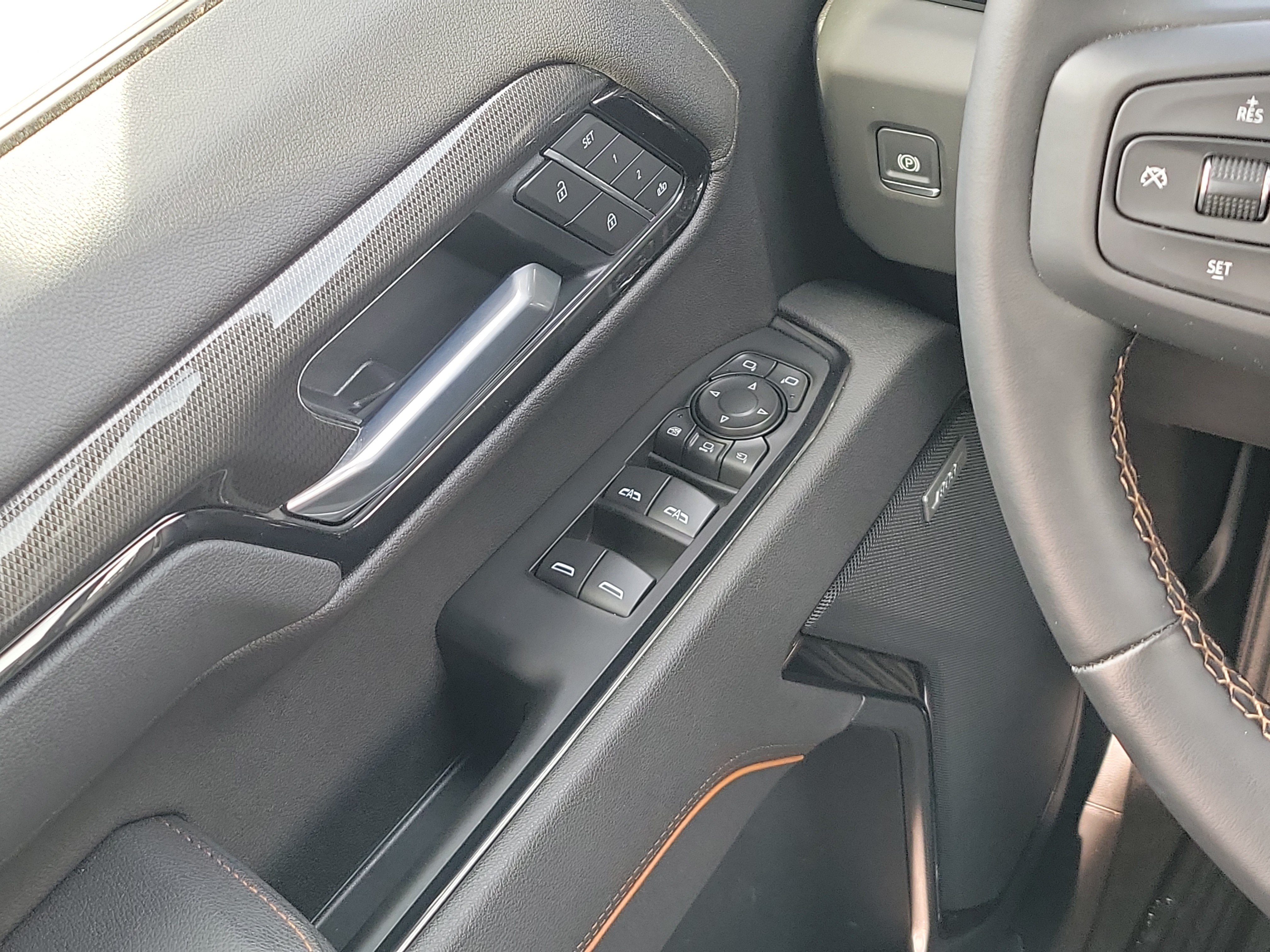 Used 2026 GMC Sierra 2500 AT4 w/ AT4 Premium Plus Package AWD/4WD image 20