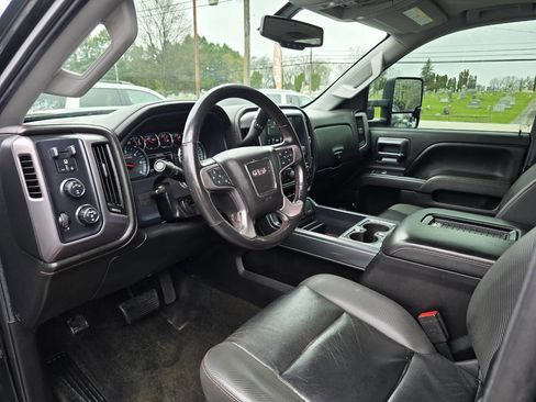 Used 2018 GMC Sierra 2500 SLT w/ All Terrain HD Package image 23