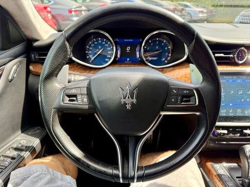 Used 2017 Maserati Quattroporte S RWD image 26